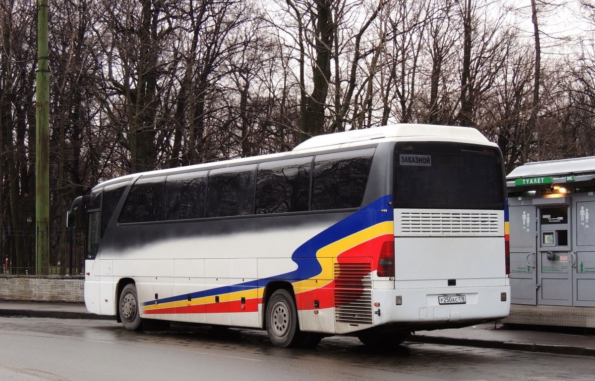 Saint Petersburg, Mercedes-Benz O350-15RHD Tourismo # Р 250 АС 178