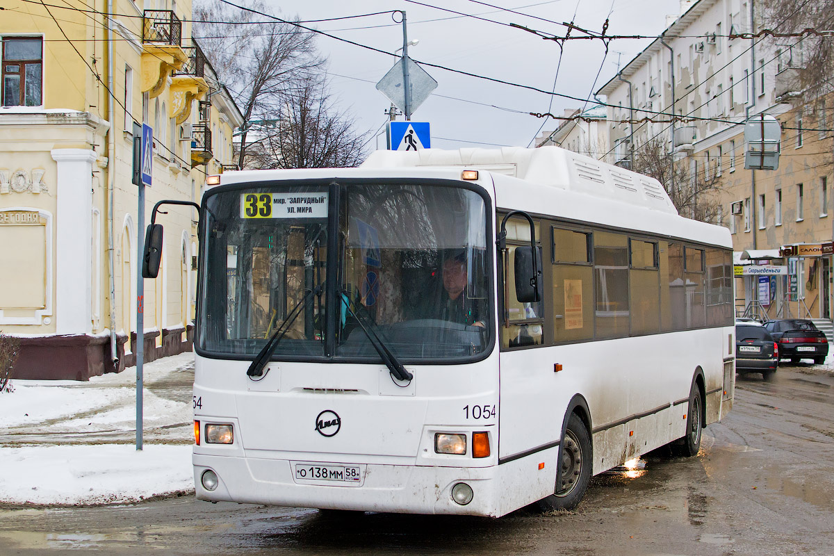 Пензенская область, ЛиАЗ-5256.57 № 1054