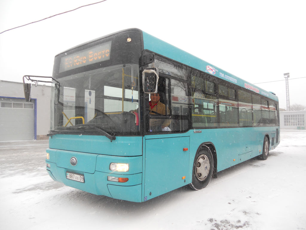 Карагандинская область, Yutong ZK6118HGA № 887 AA 09