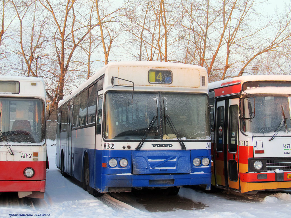 Sverdlovsk region, LiAZ-5256.00 Nr. 724; Sverdlovsk region, Säffle System 2000 Nr. 832