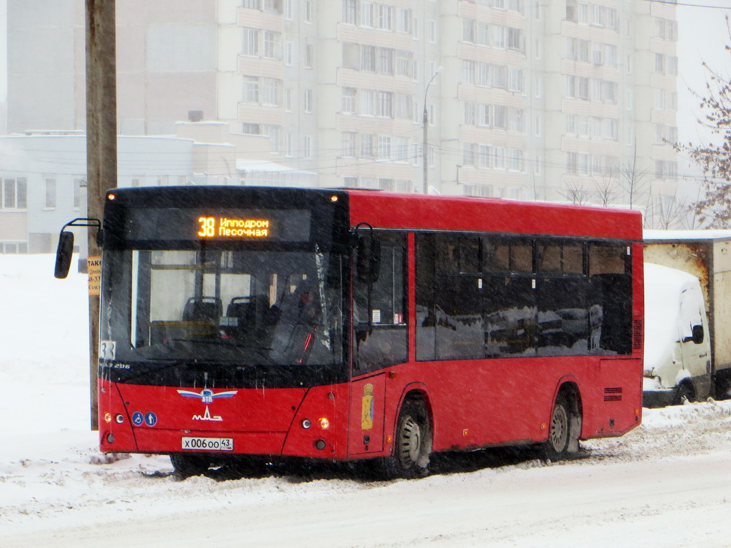 Кировская область, МАЗ-206.068 № Х 006 ОО 43