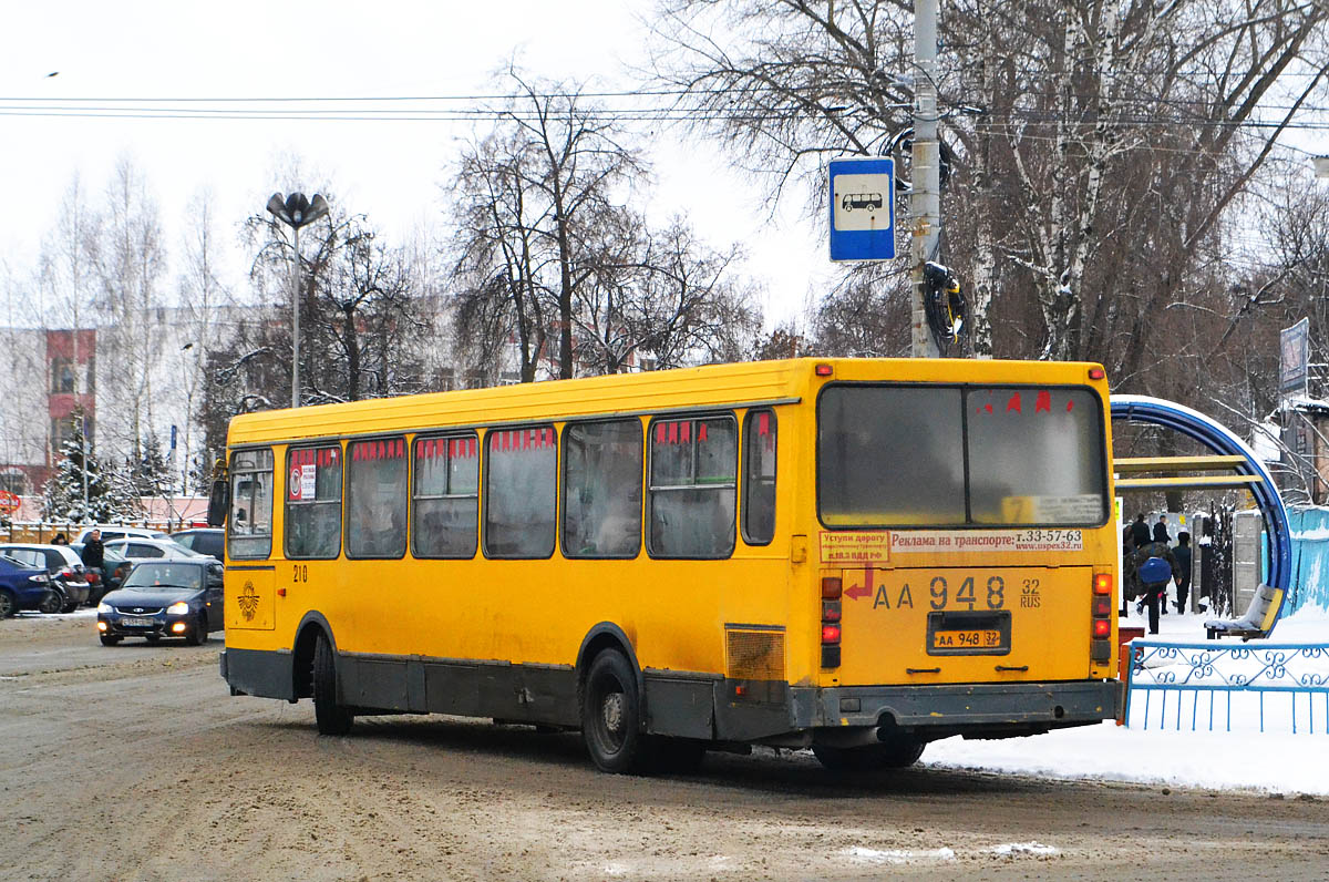 Брянская область, ЛиАЗ-5256.40 № 210