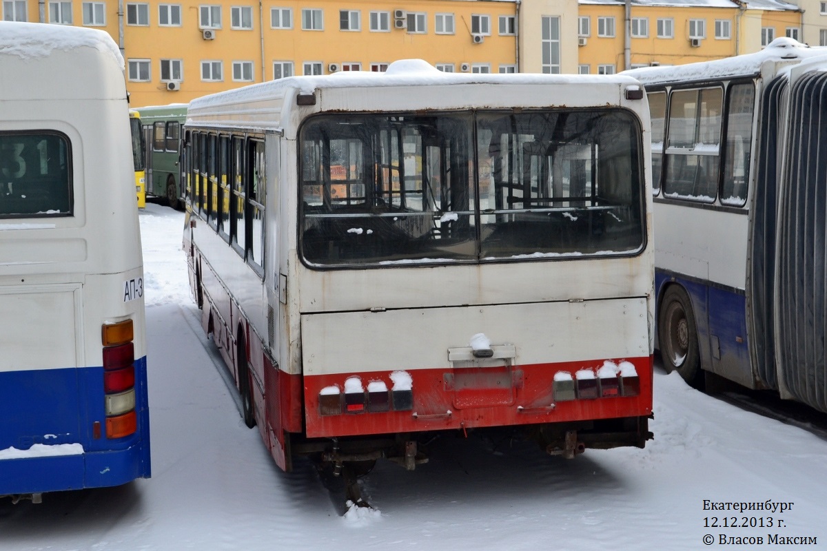 Свердловская область, ЛиАЗ-5256.00 № 724