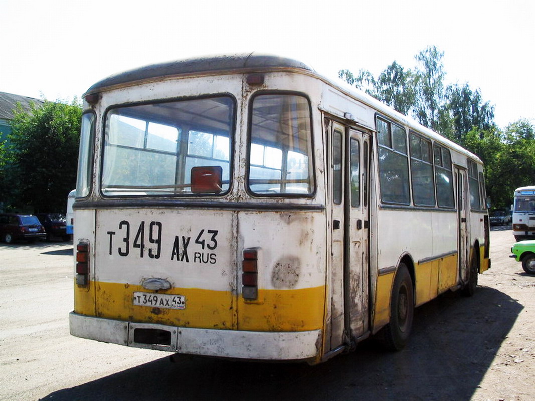 Kirov region, LiAZ-677M № Т 349 АХ 43
