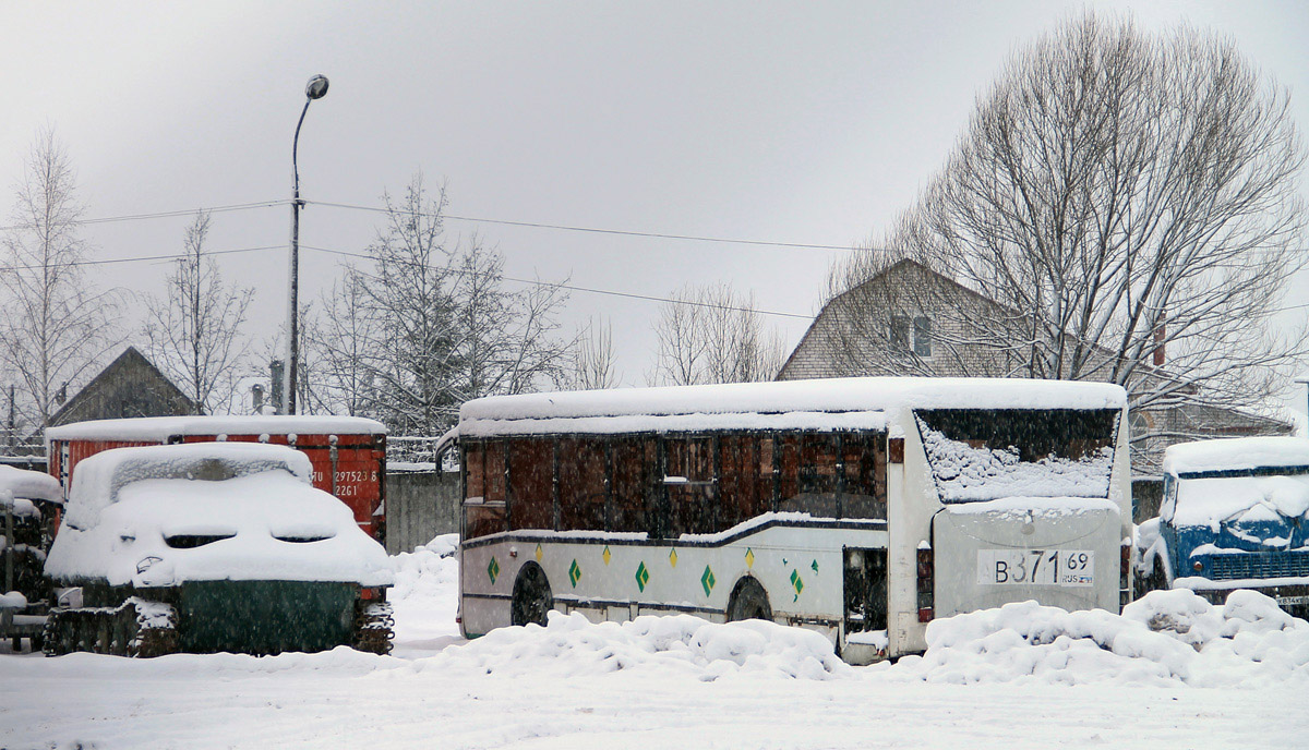 Tver region, MARZ-5277 # АВ 371 69; Tver region — Non-working machines