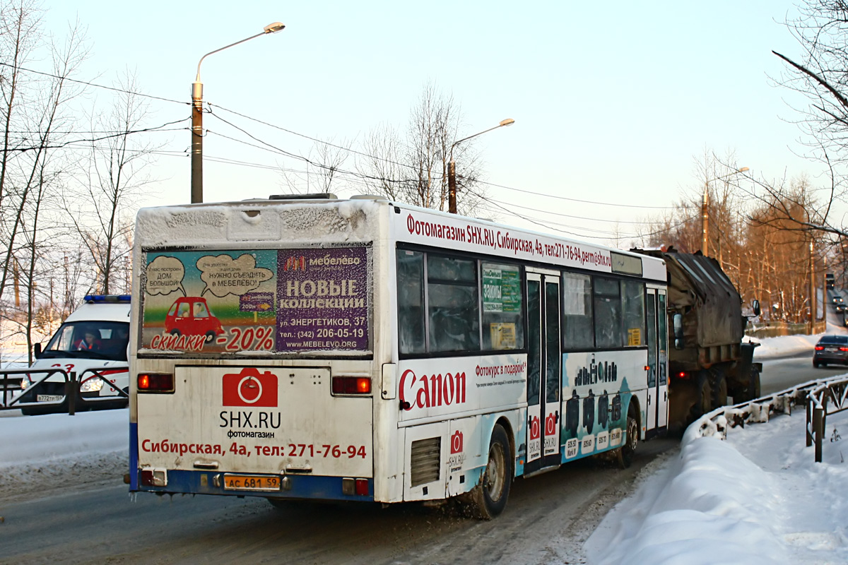 Пермский край, Mercedes-Benz O405 № АС 681 59