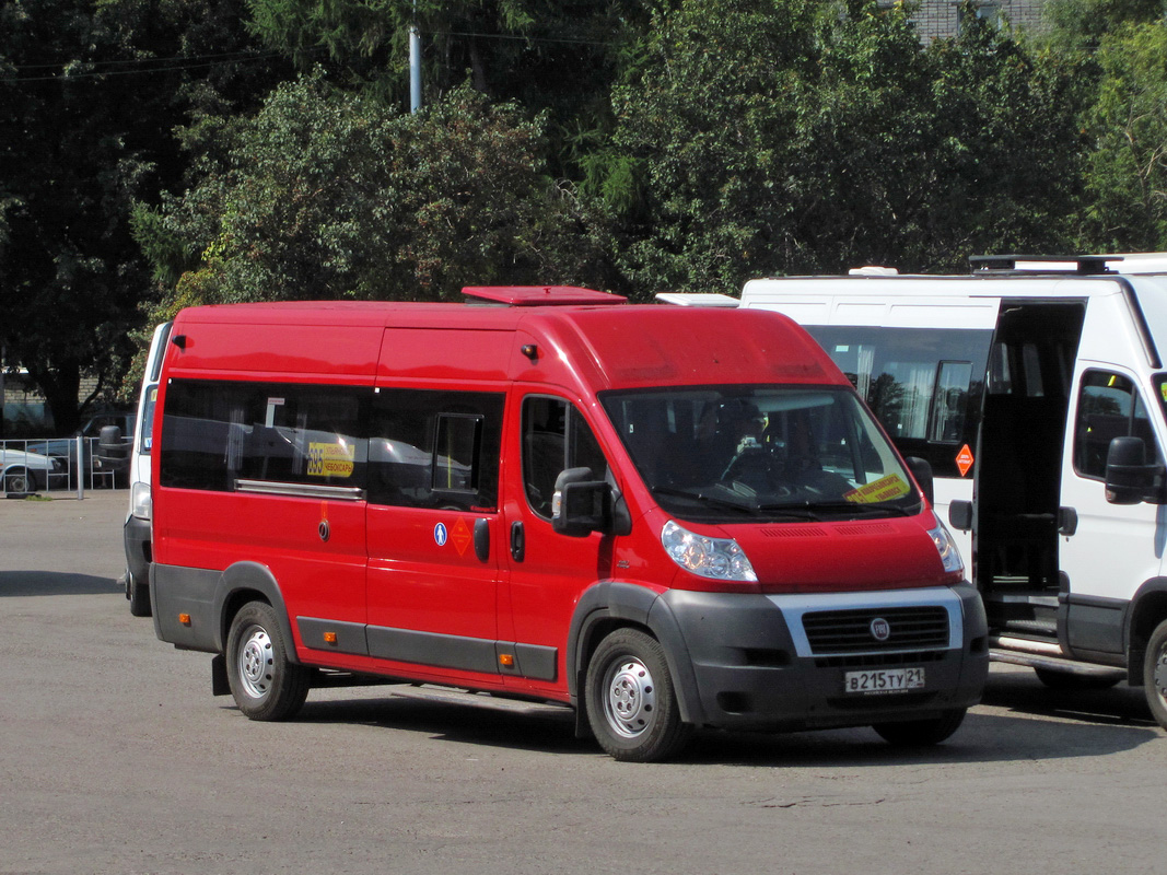 Чувашия, Нижегородец-FST613 (FIAT Ducato) № В 215 ТУ 21