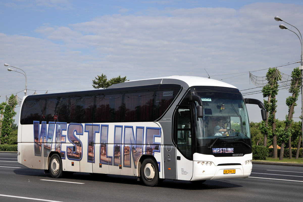 Москва, Neoplan P21 N2216SHD Tourliner SHD № ЕВ 244 50