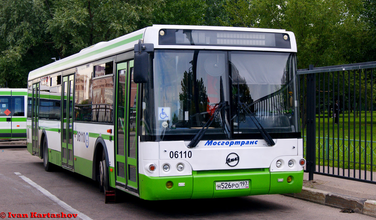 Moskva, LiAZ-5292.21 č. 06110