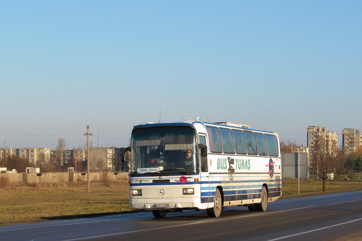 Литва, Mercedes-Benz O303-15RHD № 002