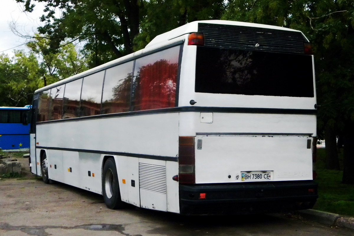 Odessa region, Neoplan N316K Transliner sz.: 72