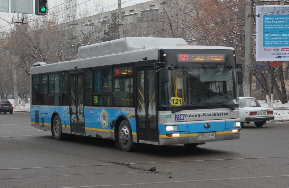 Алматы, Yutong ZK6118HGA № 720