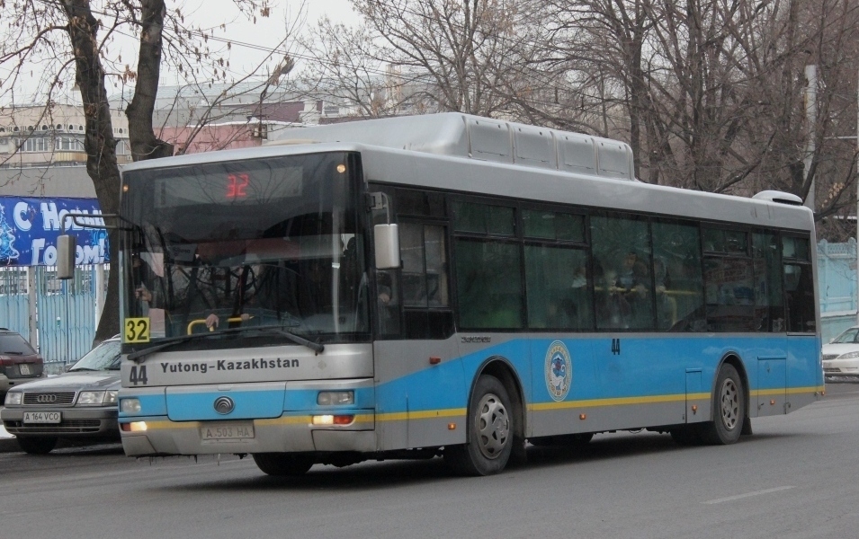 Алматы, Yutong ZK6120HGM № 44