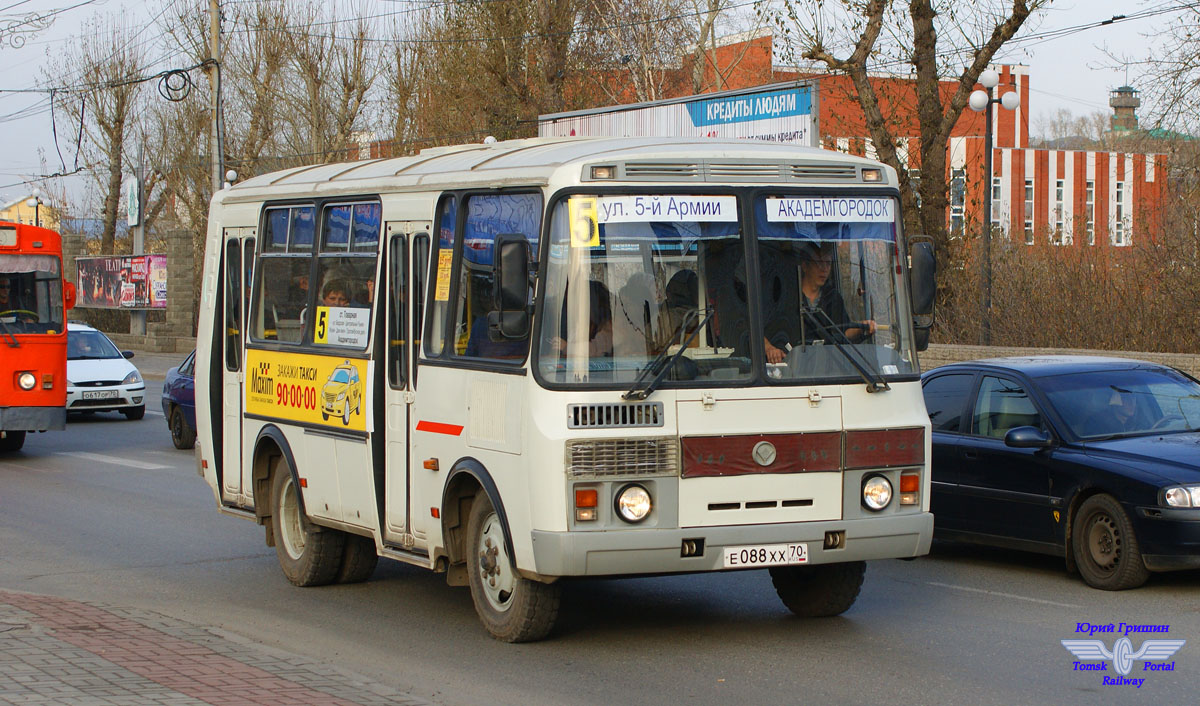 Томская область, ПАЗ-32054 № Е 088 ХХ 70