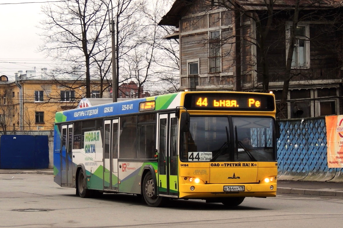 Санкт-Пецярбург, МАЗ-103.468 № В 164 НУ 178