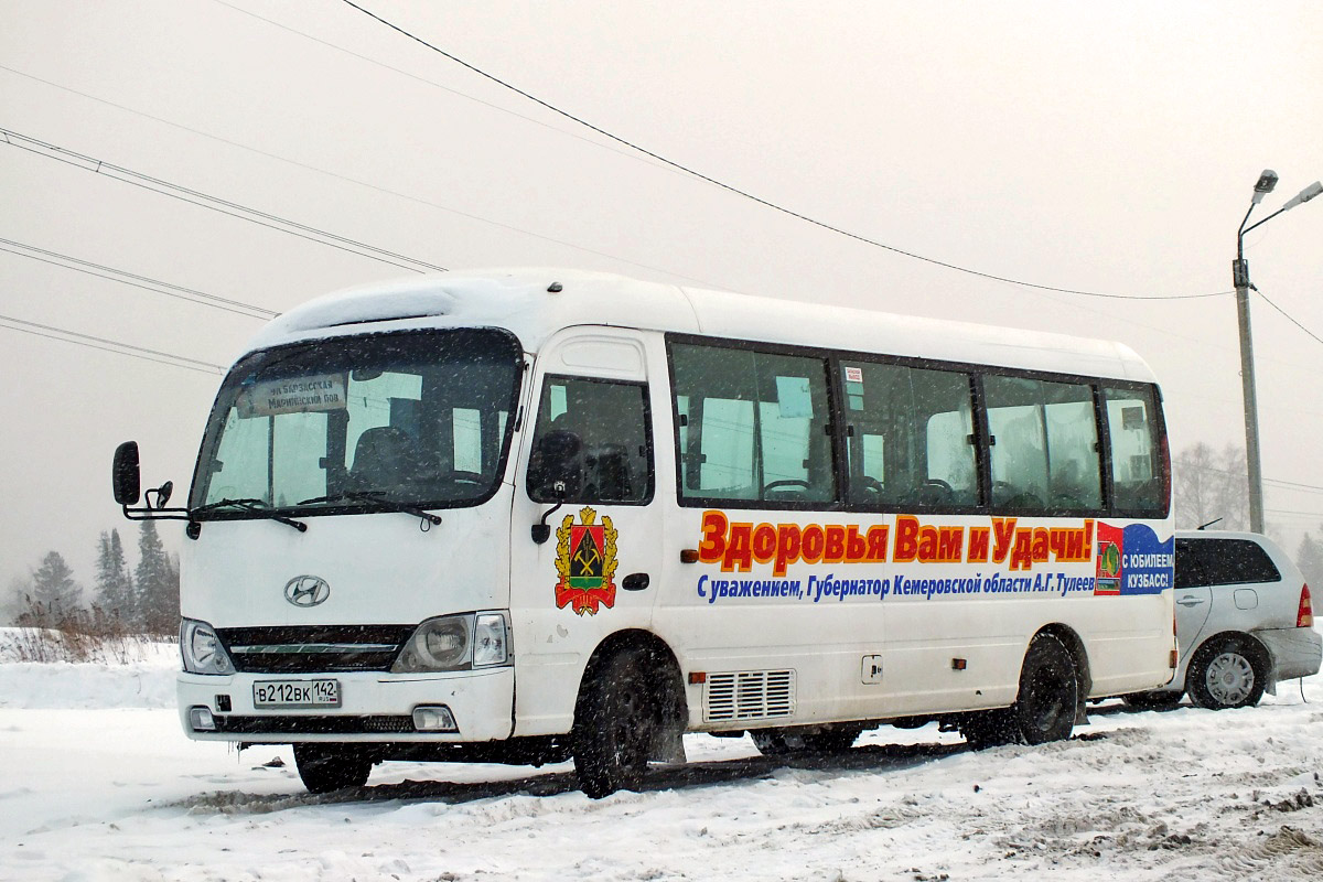 Кемеровская область - Кузбасс, Hyundai County Kuzbass № В 212 ВК 142