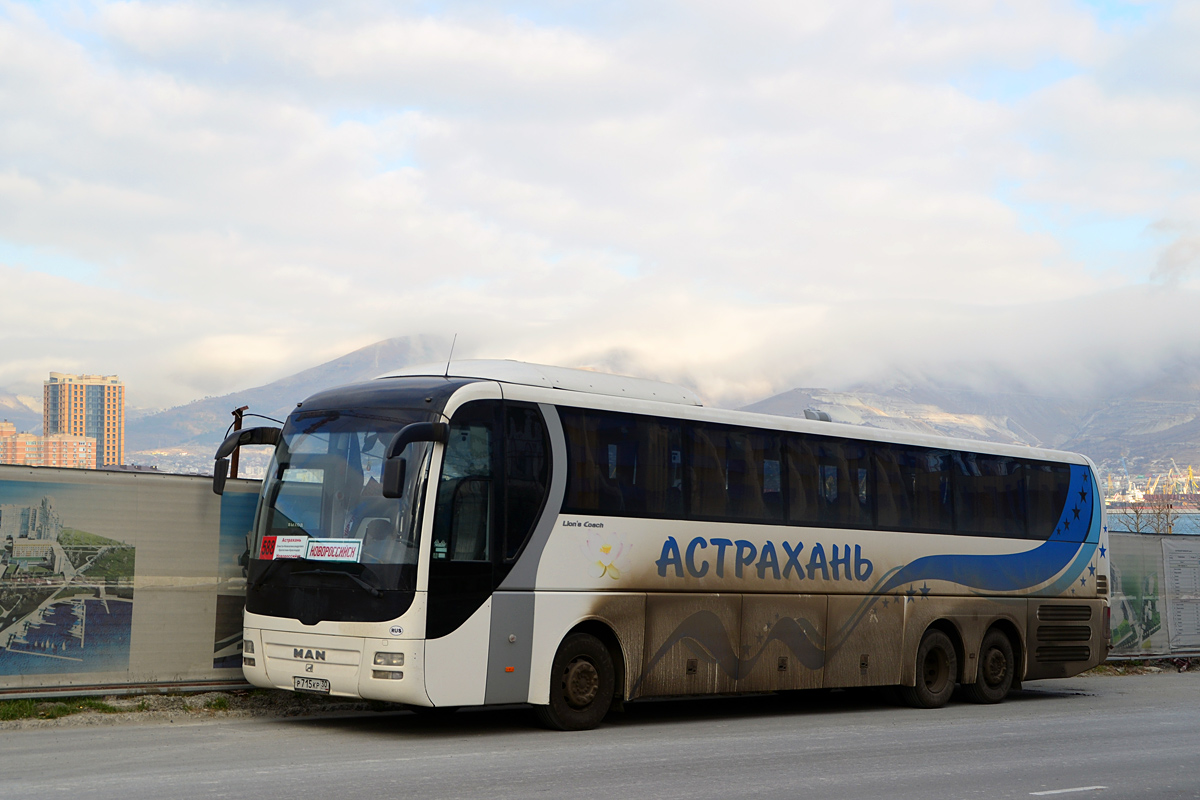 Астраханская область, MAN R08 Lion's Coach L RHC444 L № Р 715 КР 30