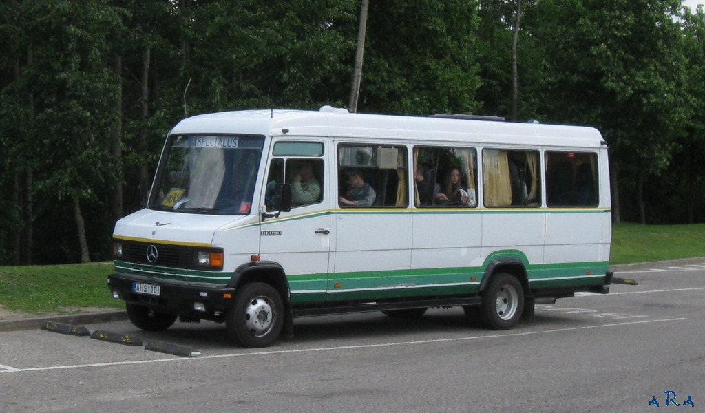 Литва, Mercedes-Benz T2 609D № AHS 101