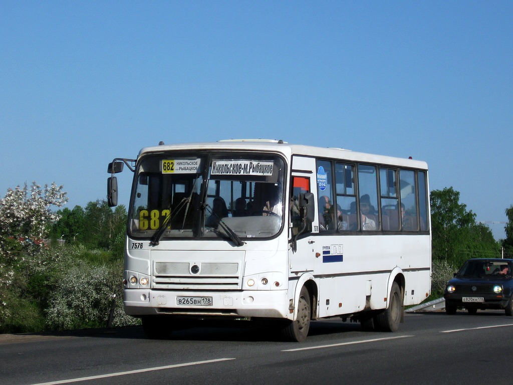 Ленинградская область, ПАЗ-320412-05 № 7576