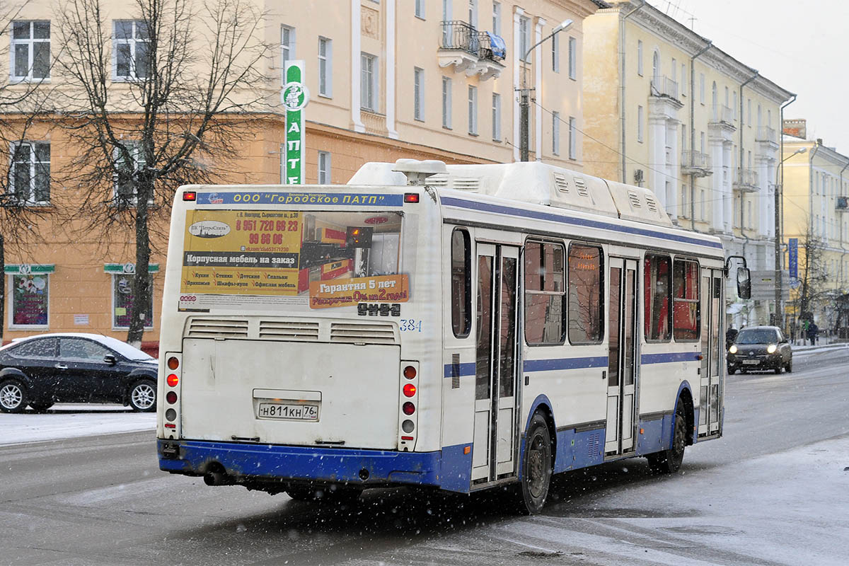 Novgorod region, LiAZ-5256.57 # 384