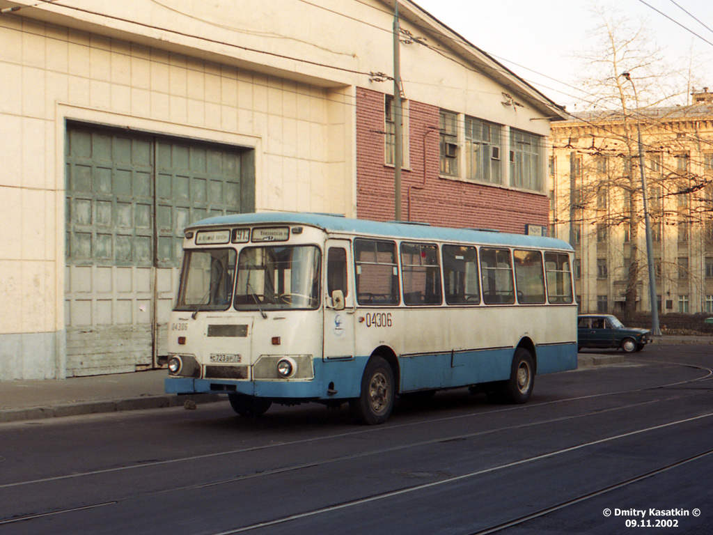 Москва, ЛиАЗ-677М № 04306