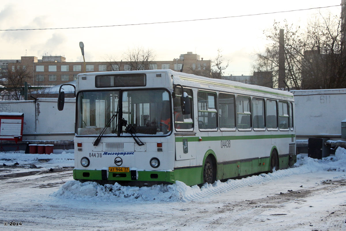 Москва, ЛиАЗ-5256.25 № 04438