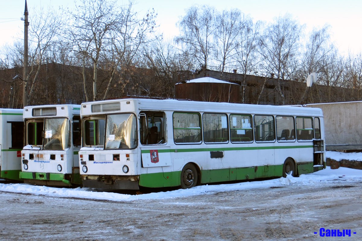 Москва, ЛиАЗ-5256.25 № 02553