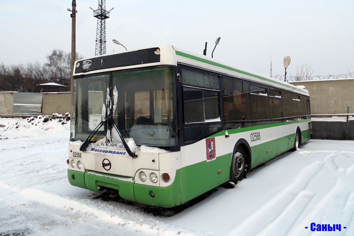 Moscow, LiAZ-5292.20 # 02588