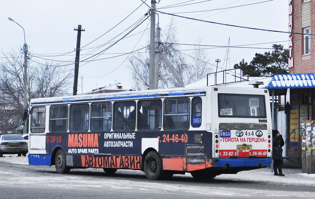 Омская область, ЛиАЗ-5256.45 № 1051