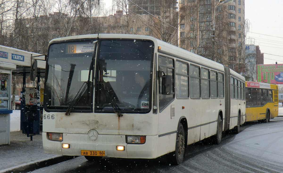 Псковская область, Mercedes-Benz O345G № 666