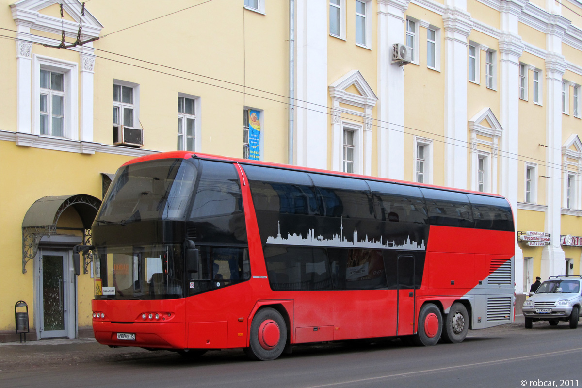 Вологодская область, Neoplan PB1 N1122/3C Skyliner C № В 909 ОК 35