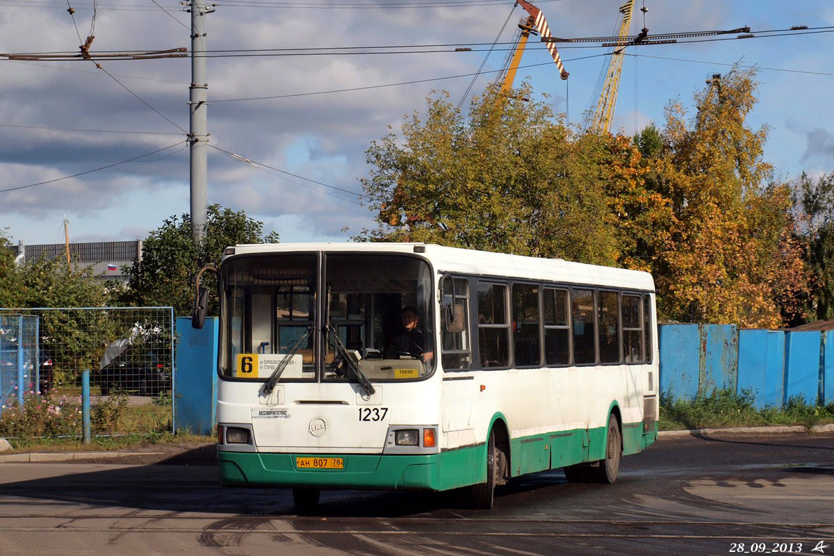 Санкт-Петербург, ЛиАЗ-5256.25 № 1237