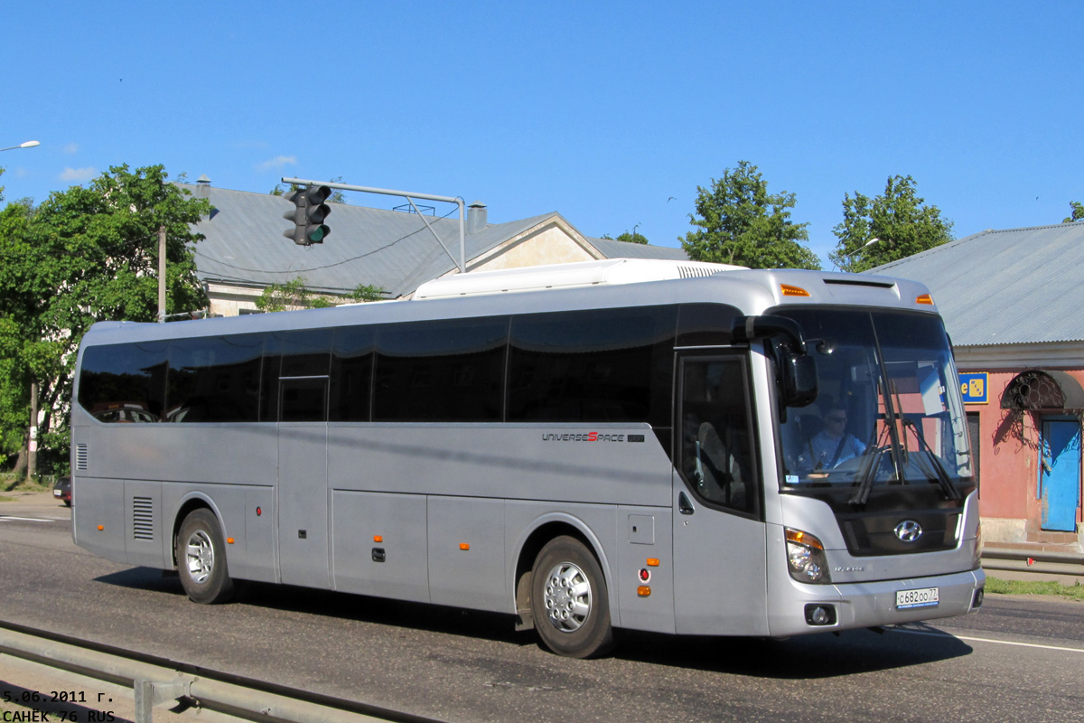 Москва, Hyundai Universe Space Luxury № С 682 ОО 77