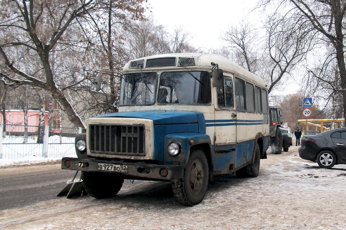 Nizhegorodskaya region, SARZ-3280 (00) № В 927 ВО 52