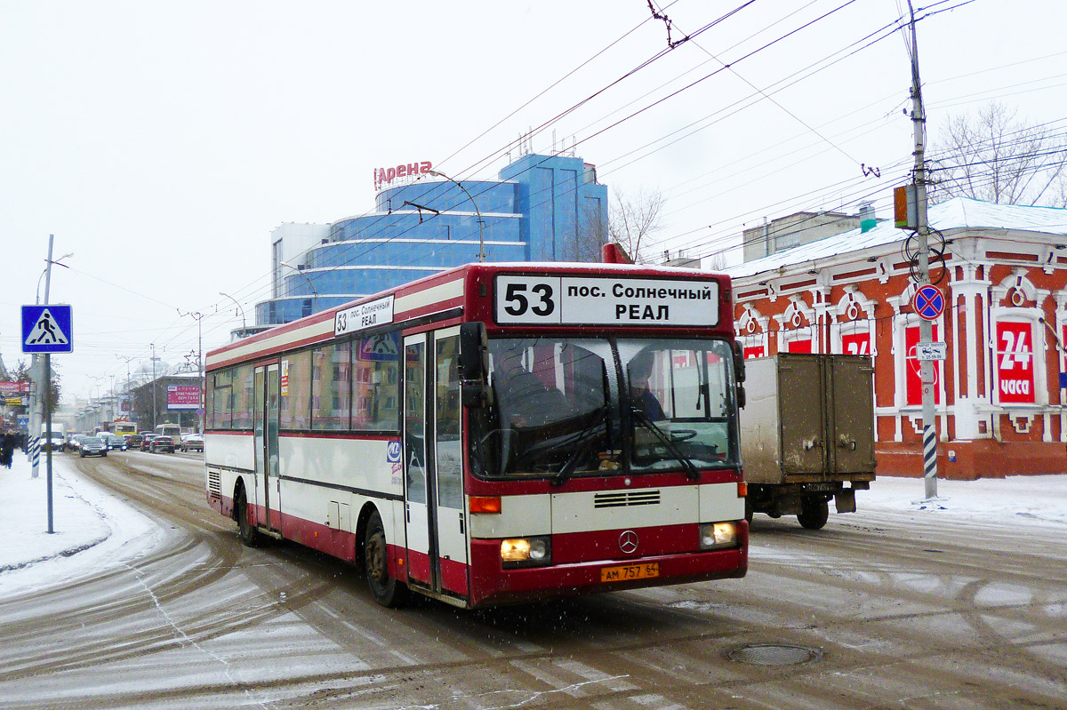 Саратовская область, Mercedes-Benz O405 № АМ 757 64