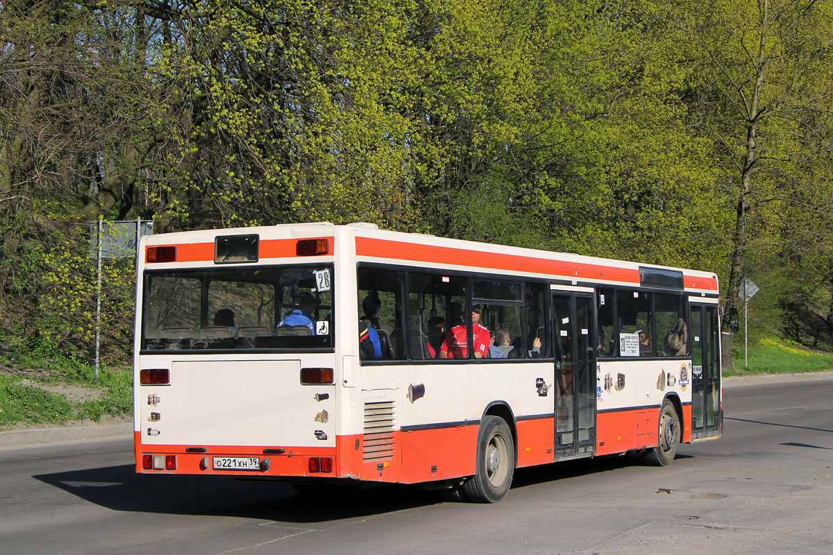 Kaliningrad region, Mercedes-Benz O405N # О 221 ХН 39