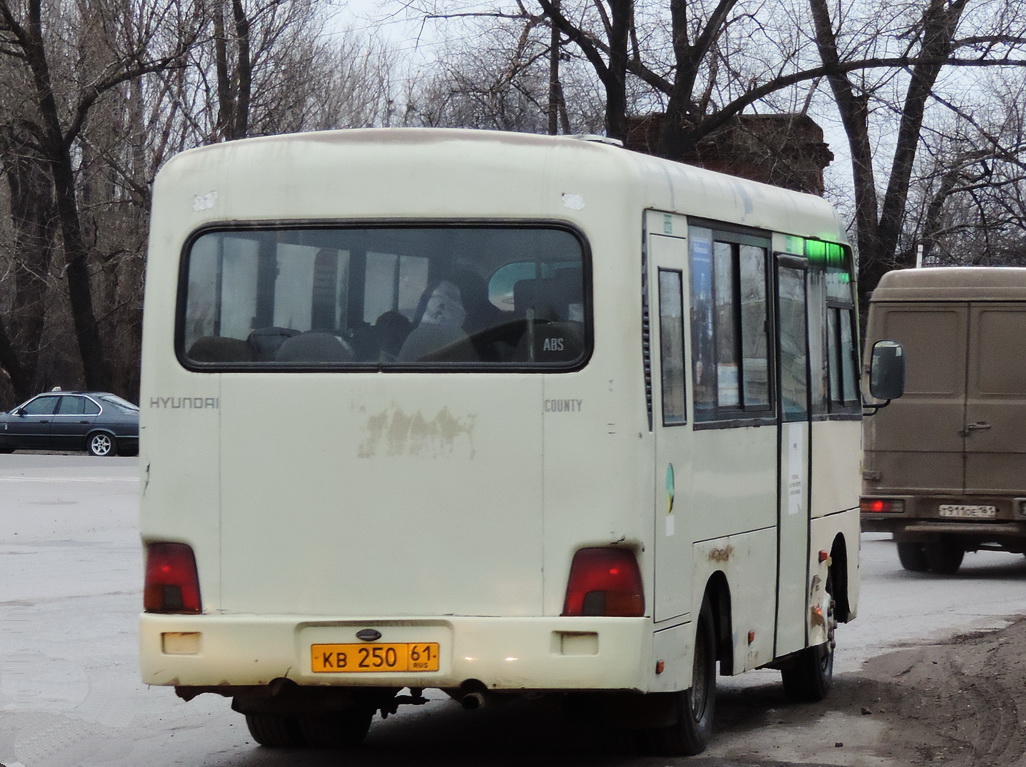 Ростовская область, Hyundai County SWB C08 (РЗГА) № КВ 250 61