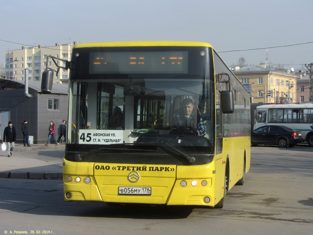 Санкт-Петербург, Golden Dragon XML6125CR № В 056 МУ 178