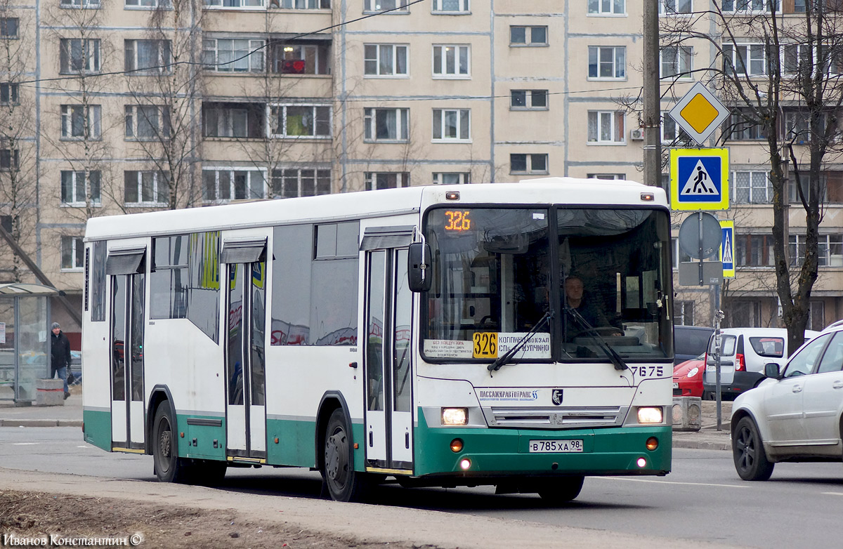 Sankt Petersburg, NefAZ-5299-30-32 Nr. 7675