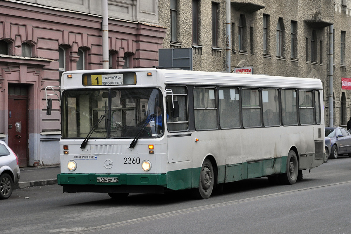 Sankt Petersburg, LiAZ-5256.25 Nr 2360