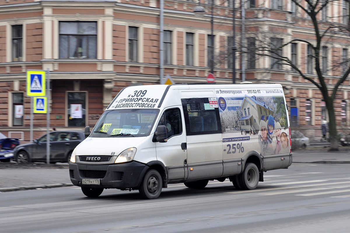 Санкт-Петербург, Нижегородец-2227UT (IVECO Daily) № 069