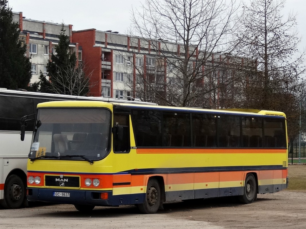 Латвия, MAN 880 292R № GC-9637