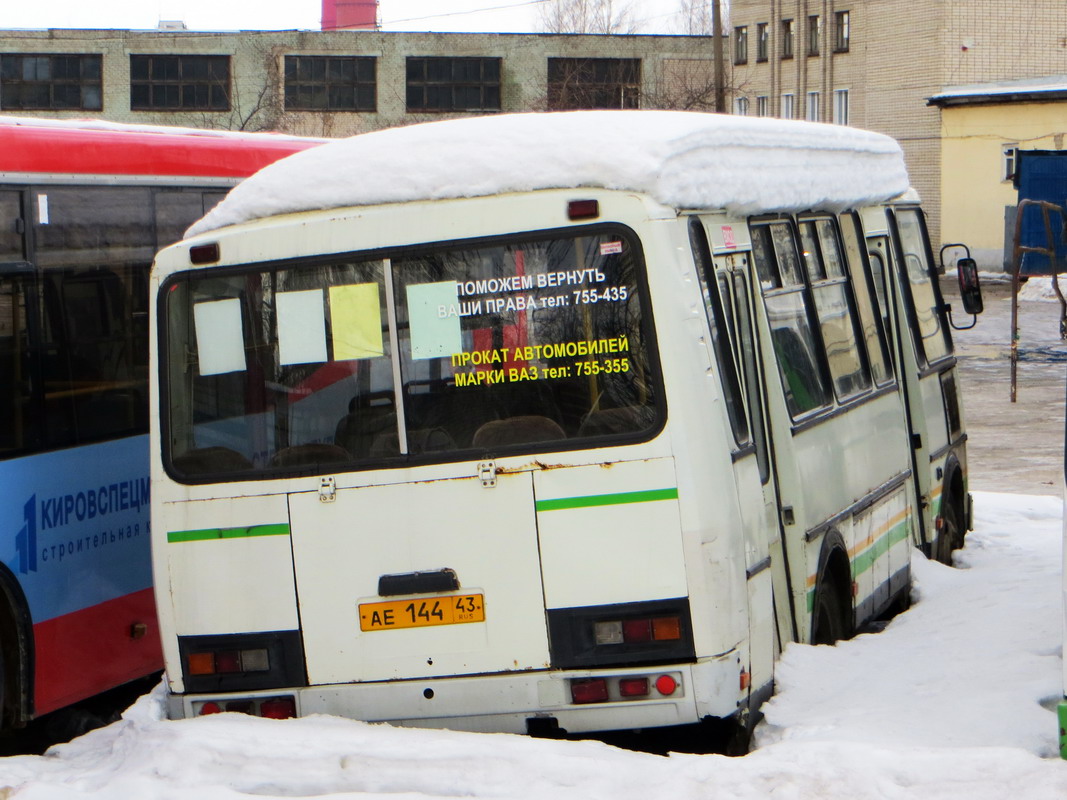 Кировская область, ПАЗ-4234 № АЕ 144 43