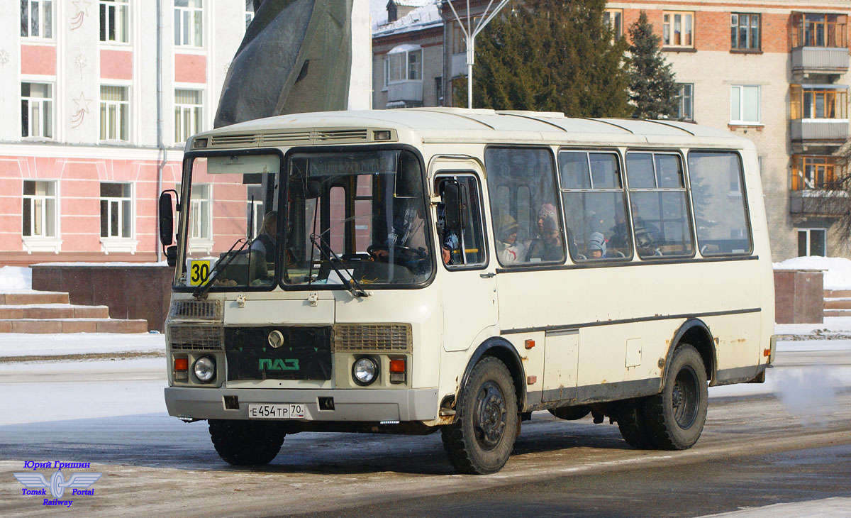 Томская область, ПАЗ-32054 № Е 454 ТР 70