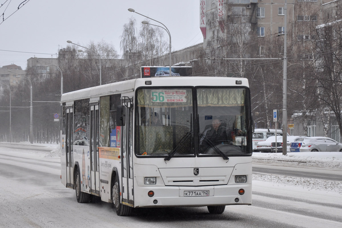 Obwód kemerowski - Kuzbas, NefAZ-5299-10-33 Nr К 771 АА 142