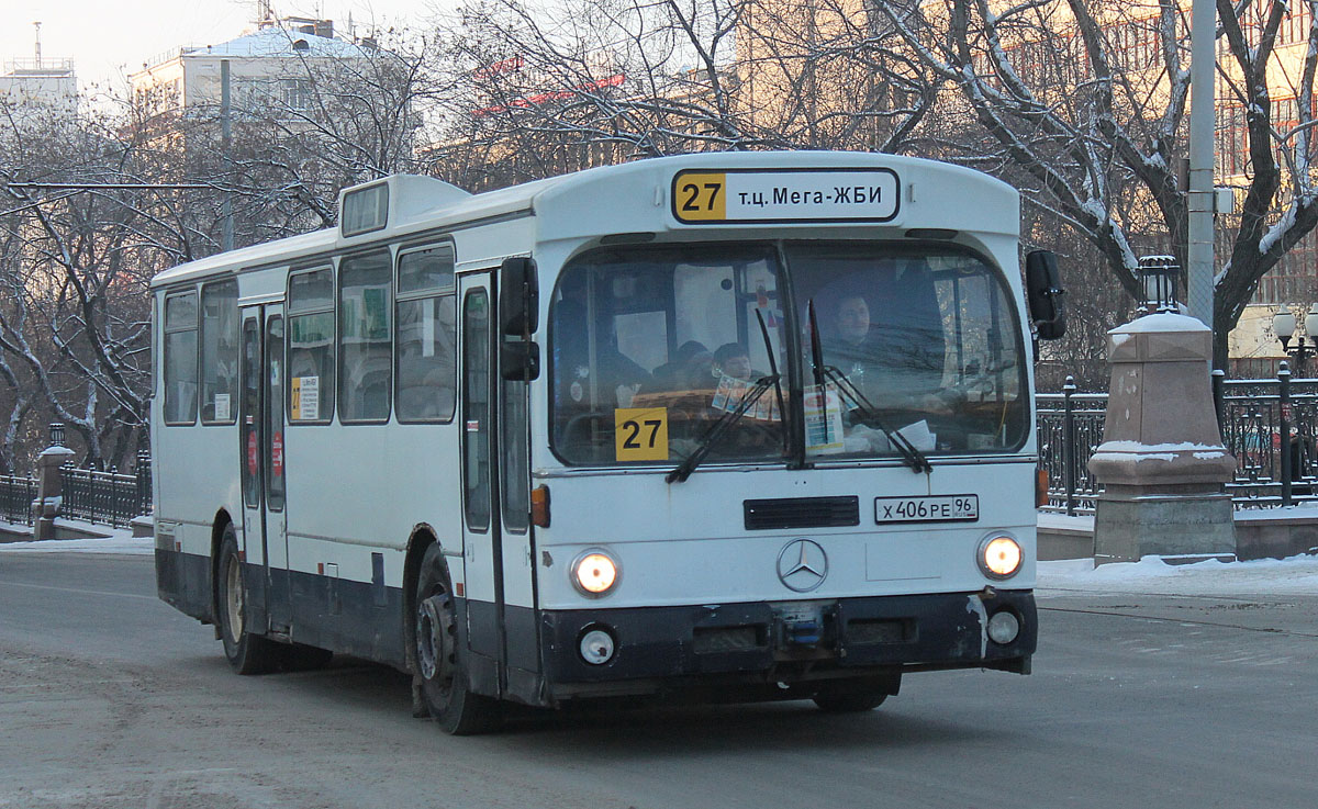 Свердловская область, Mercedes-Benz O305 № Х 406 РЕ 96