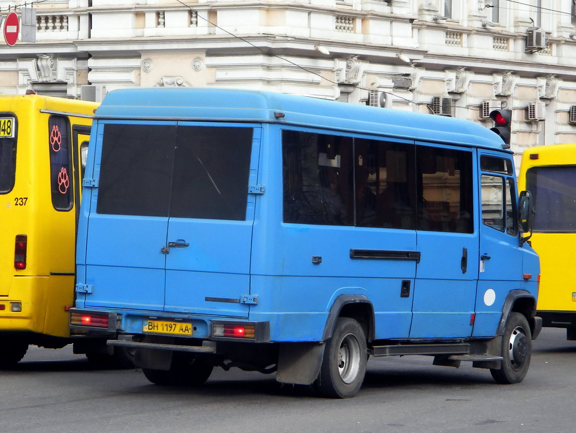 Одесская область, Mercedes-Benz Vario 812D № BH 1197 AA