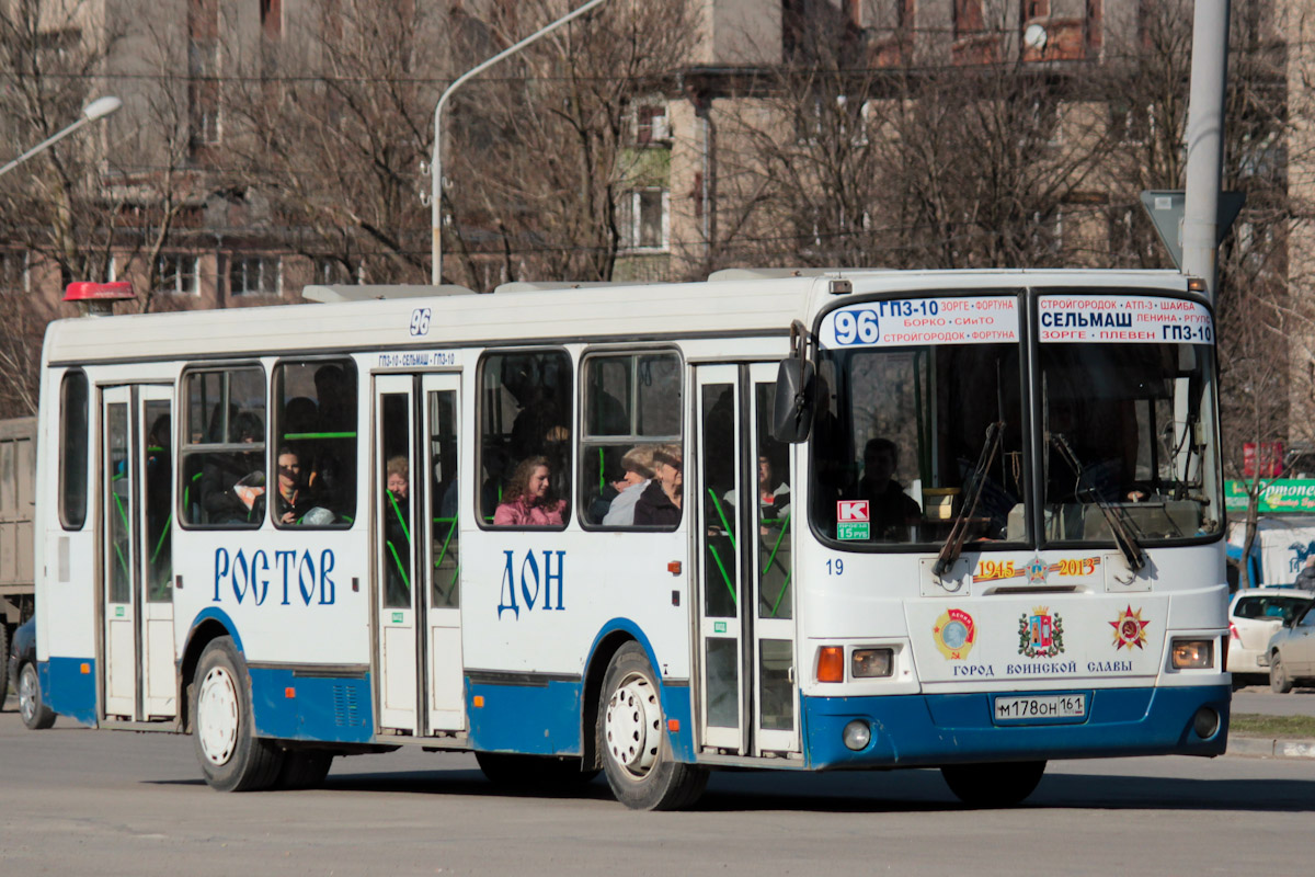 Ростовская область, ЛиАЗ-5256.25 № 19