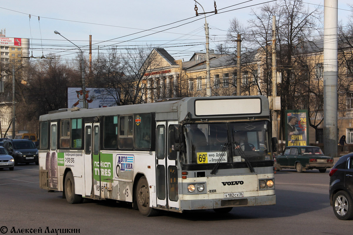 Воронежская область, Säffle № Х 182 СХ 36