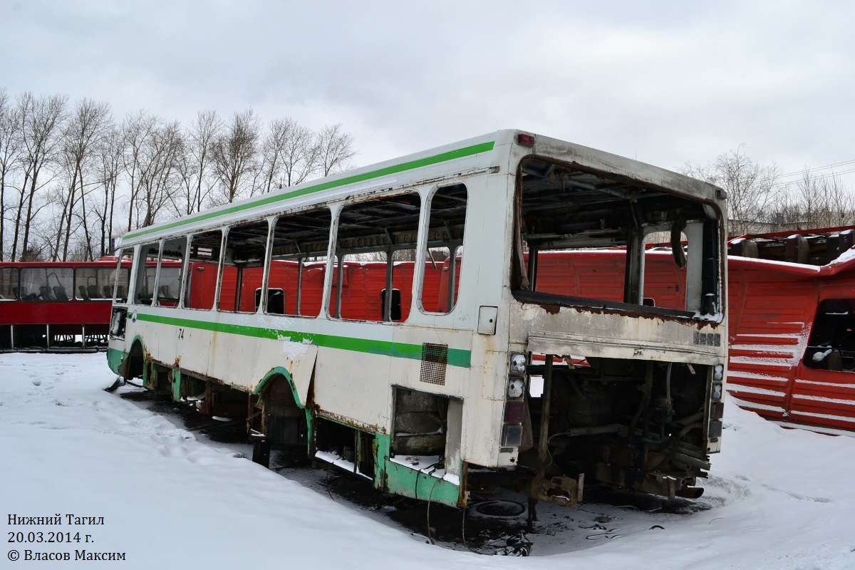 Свердловская область, ЛиАЗ-5256.30-01 № 74